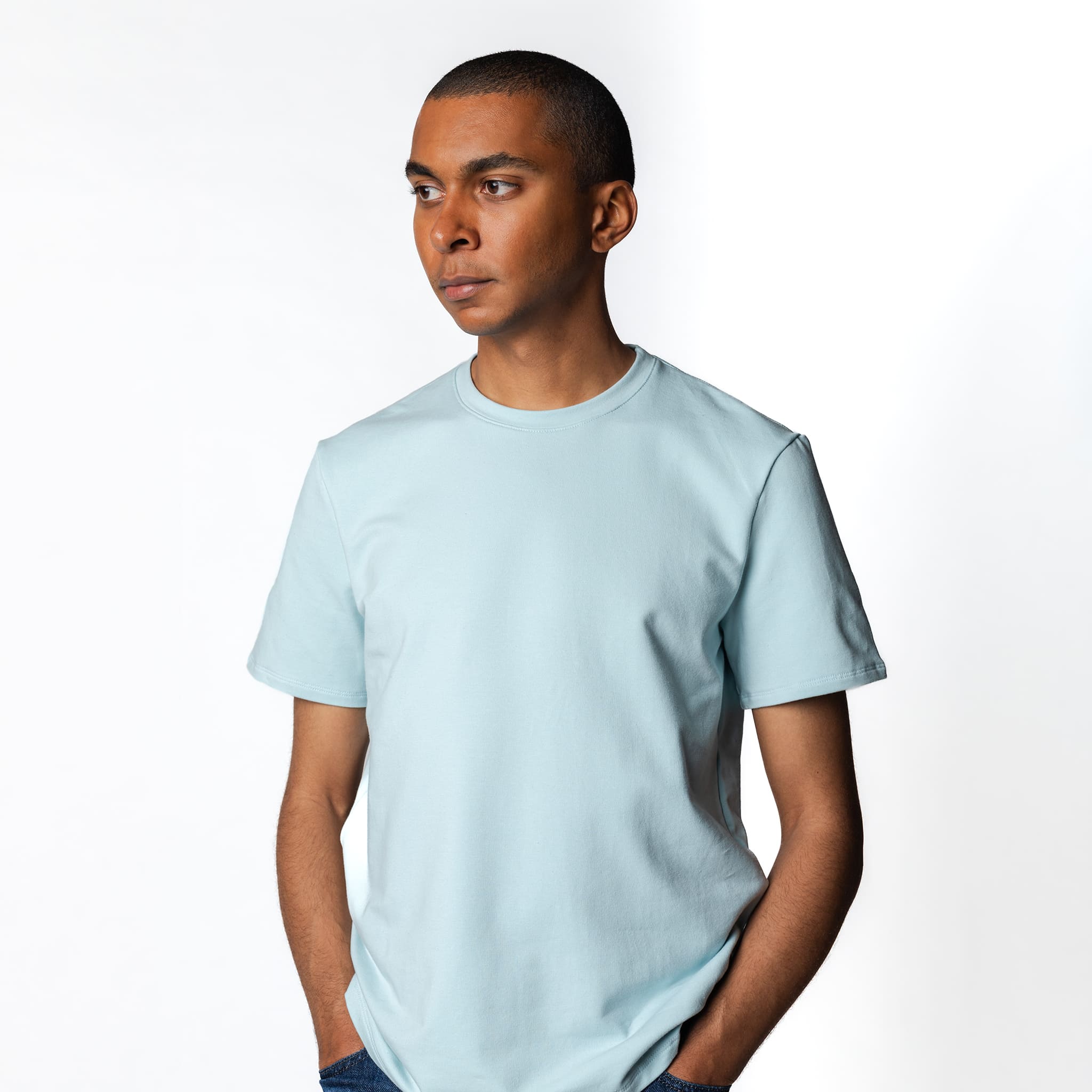 Niebieski t-shirt męski