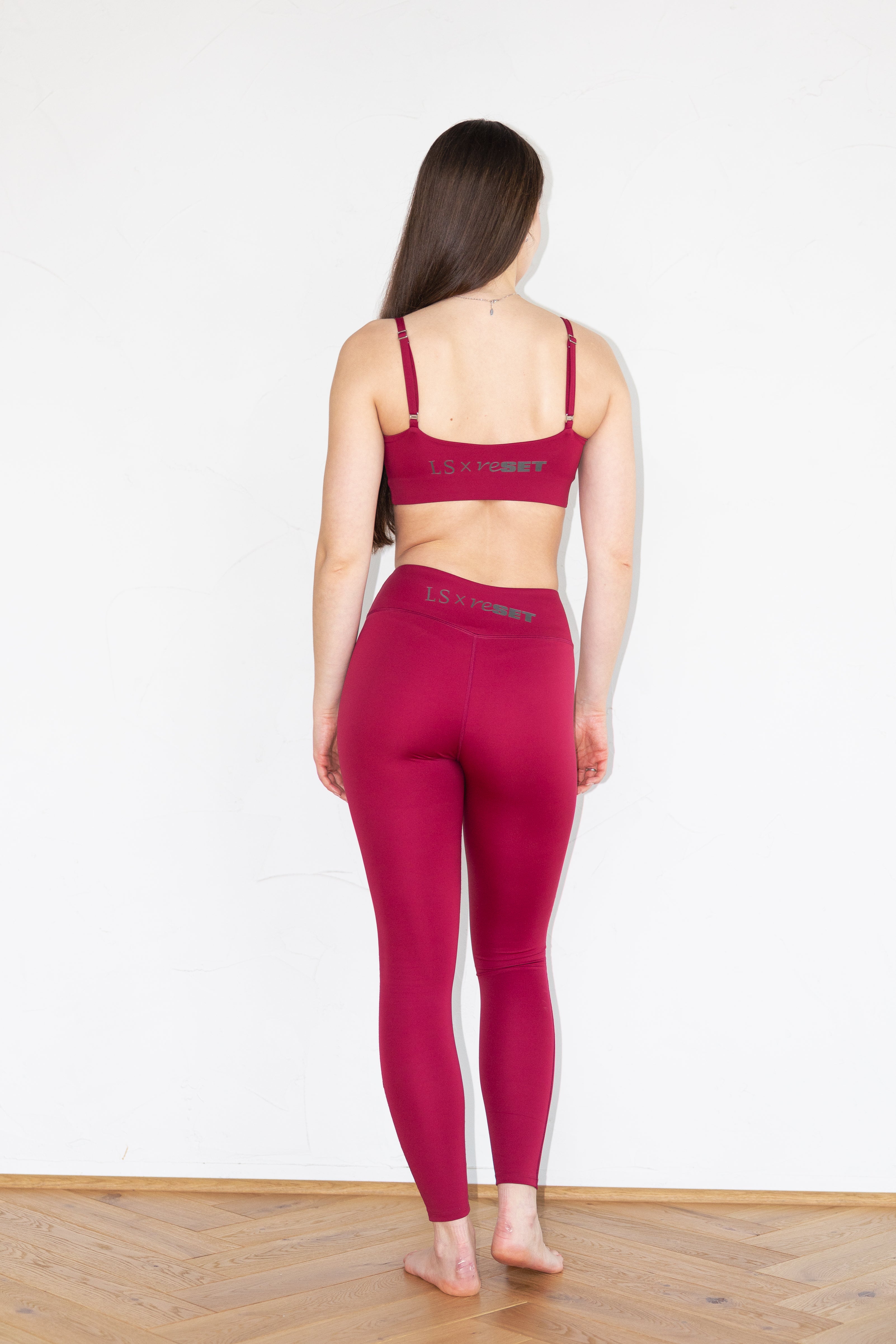 LEGGINSY Z WYSOKIM STANEM ICON RESET, LUMEA™️ – RED | Limitowana ilość we współpracy z Reset Pilates Studio Kraków