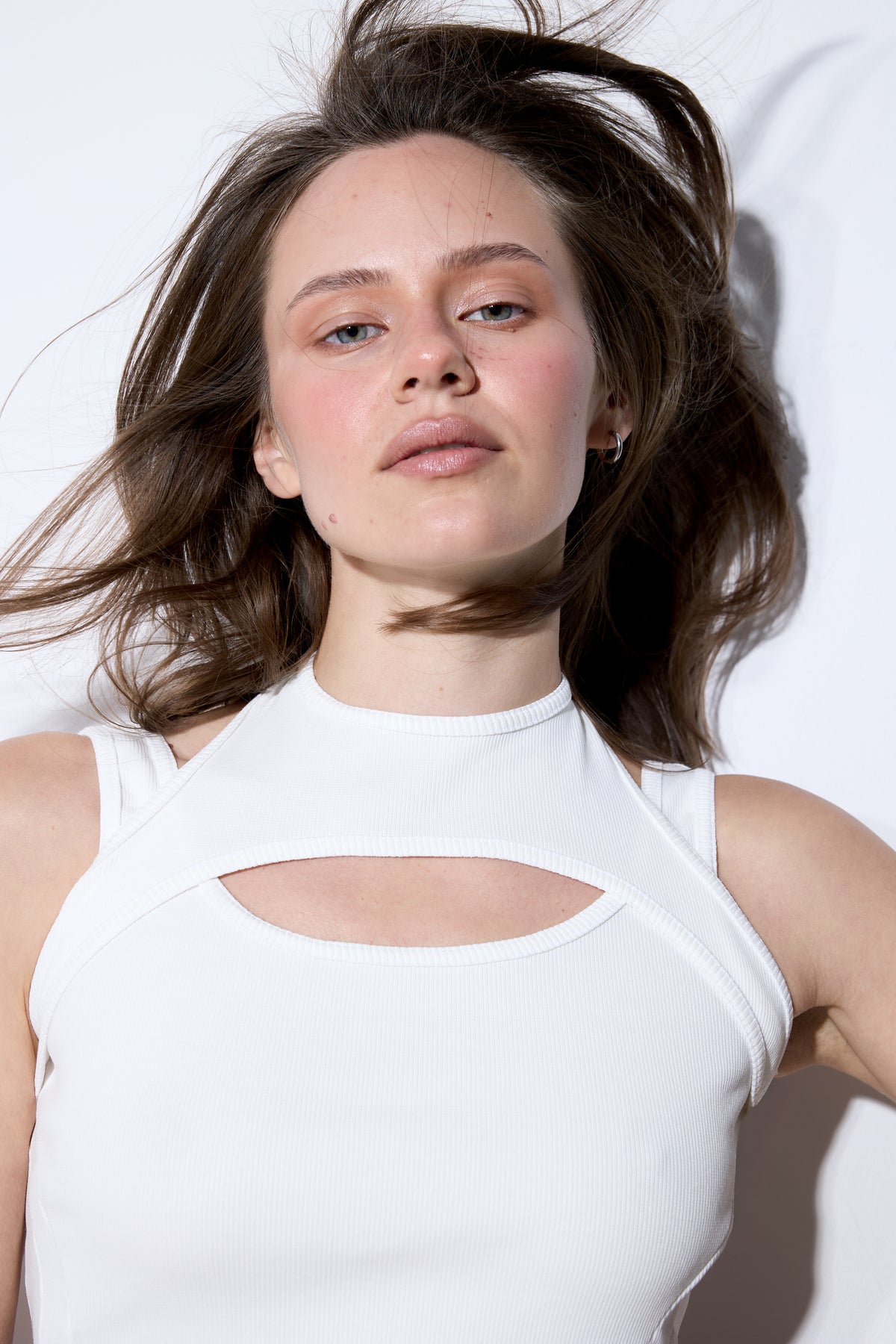 LIGAS MAYA | WHITE – prążkowany top – zdjęcie 5